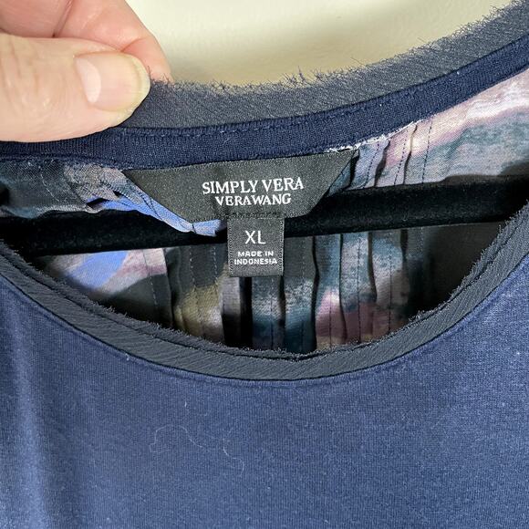 SIMPLY VERA VERA WANG Ladies Blue Abstract Print Hi-Low 1/2 Sleeve Top XL - Picture 4 of 9